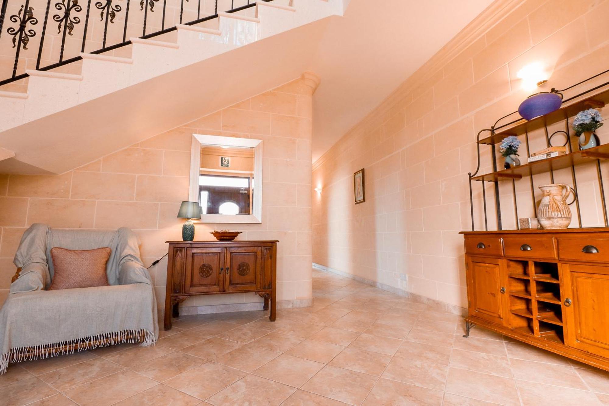 Villa Fieldend - Gozo Holiday Home Għarb Exterior foto